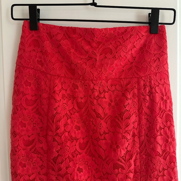 Express Red Lace High Waisted Midi Pencil Skirt NWT - Picture 4 of 12